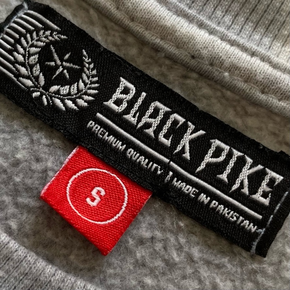 Black Pike Grey Tie-Dye Long Sleeve Sweatshirt with Bear Graphic‎ - Picture 3 of 10